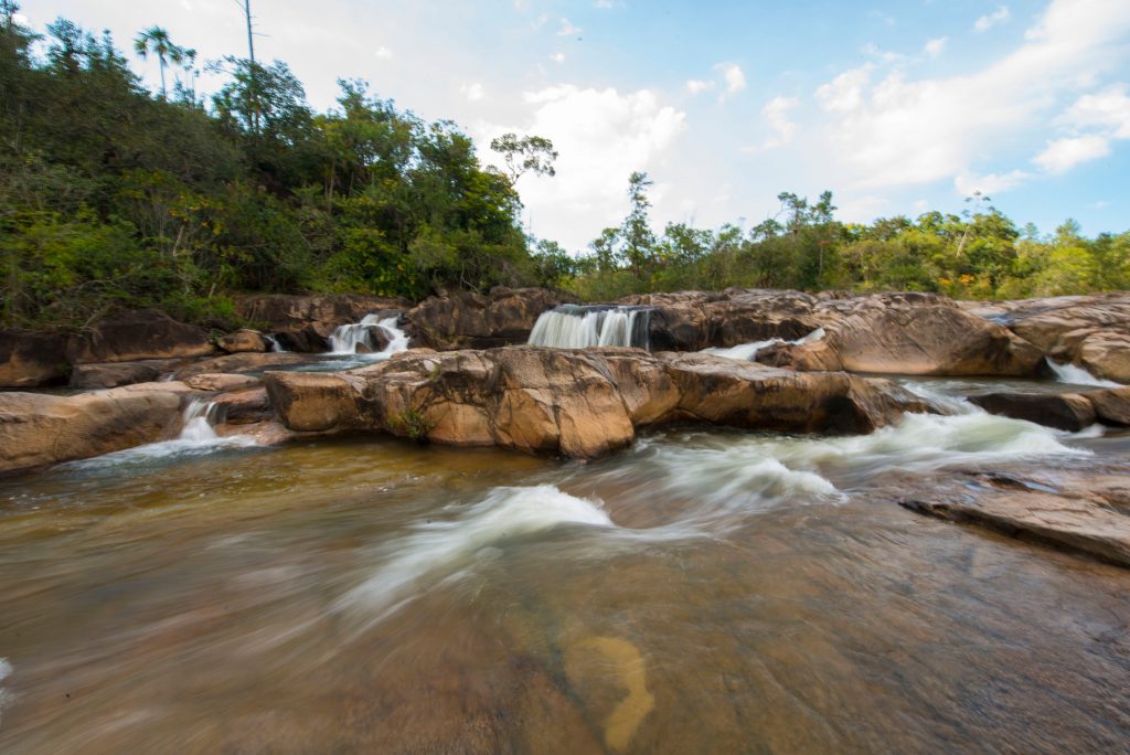 World wide premier Foder's travel Central bank of Belize